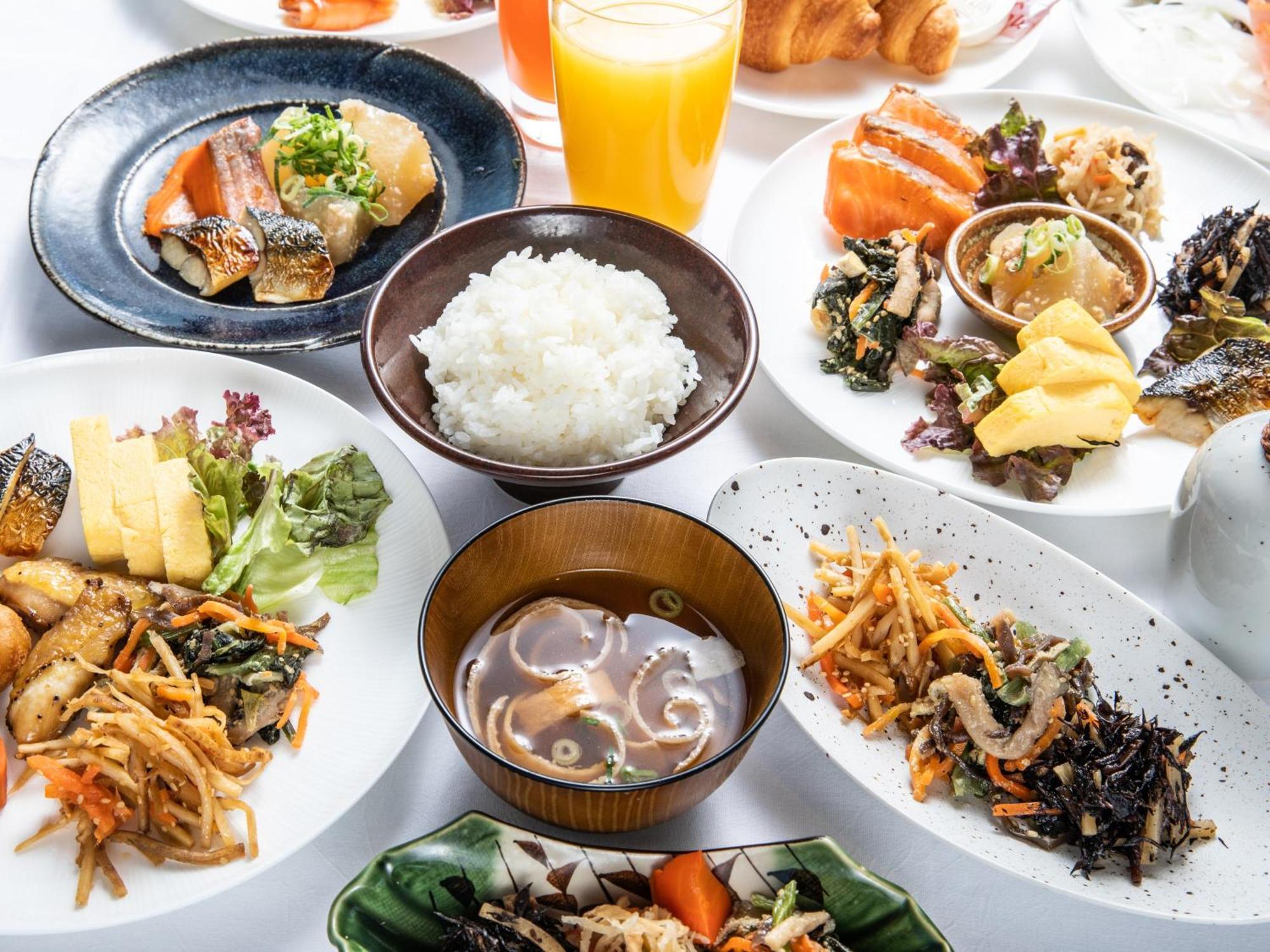 Apa Hotel Shin Osaka Eki Tower Екстериор снимка